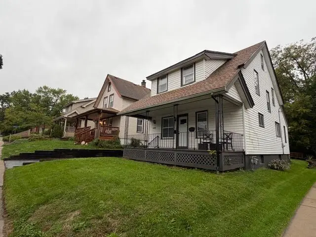 1055 N 68th STREET, Wauwatosa, WI 53213 - #3