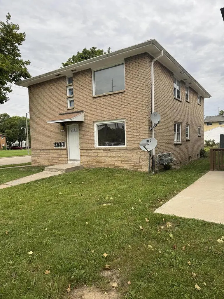 1984 W Congress STREET, Milwaukee, WI 53209 - #2