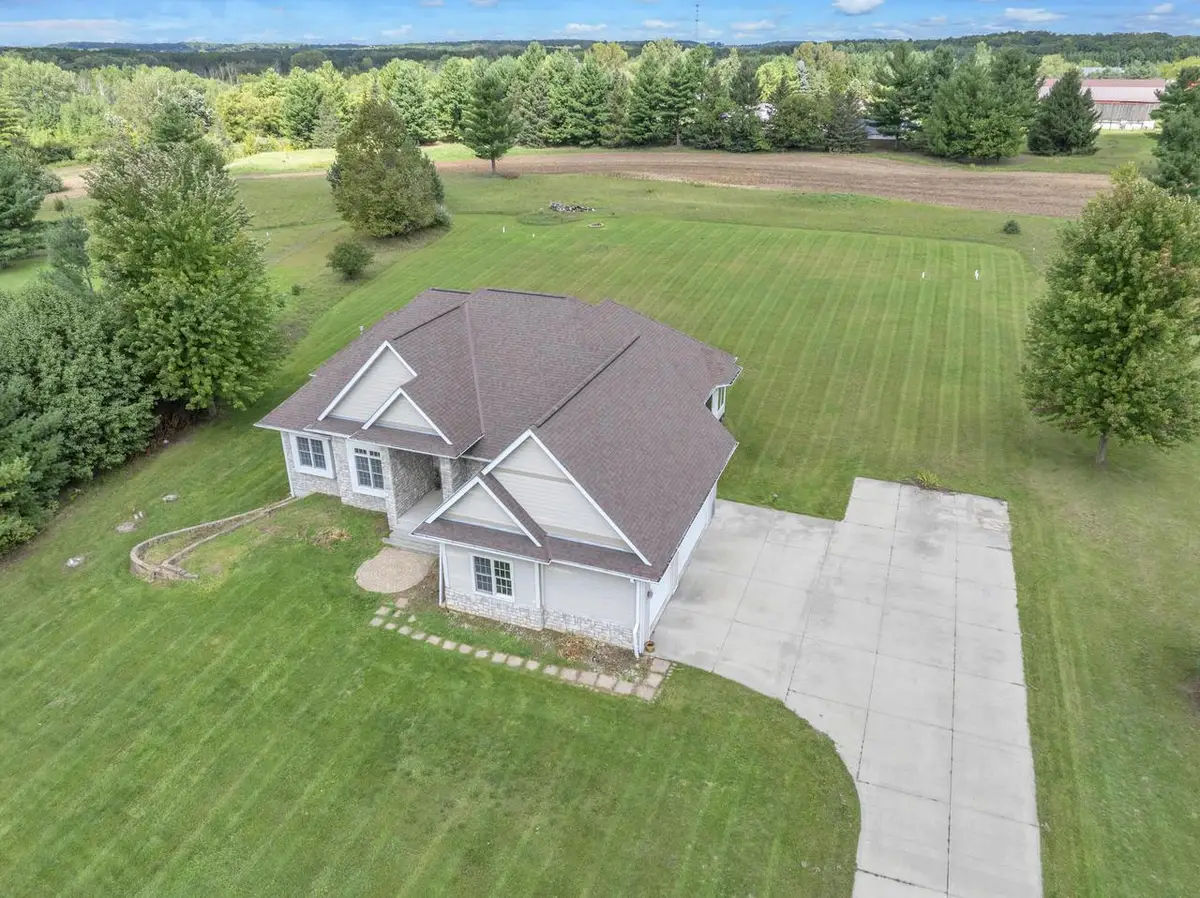 7611 Fairway LANE, West Bend, WI 53090 - #1