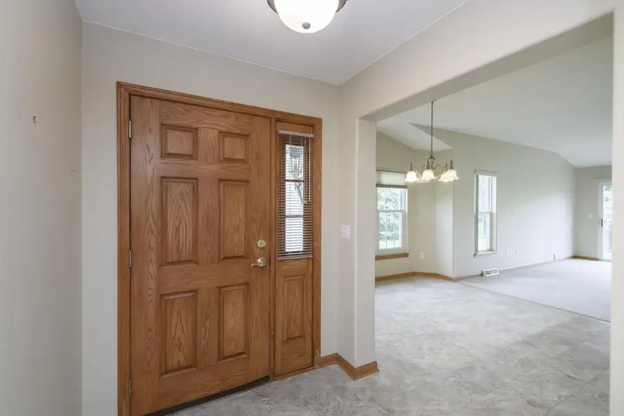 2836 Raintree LANE, Waukesha, WI 53189 - #3
