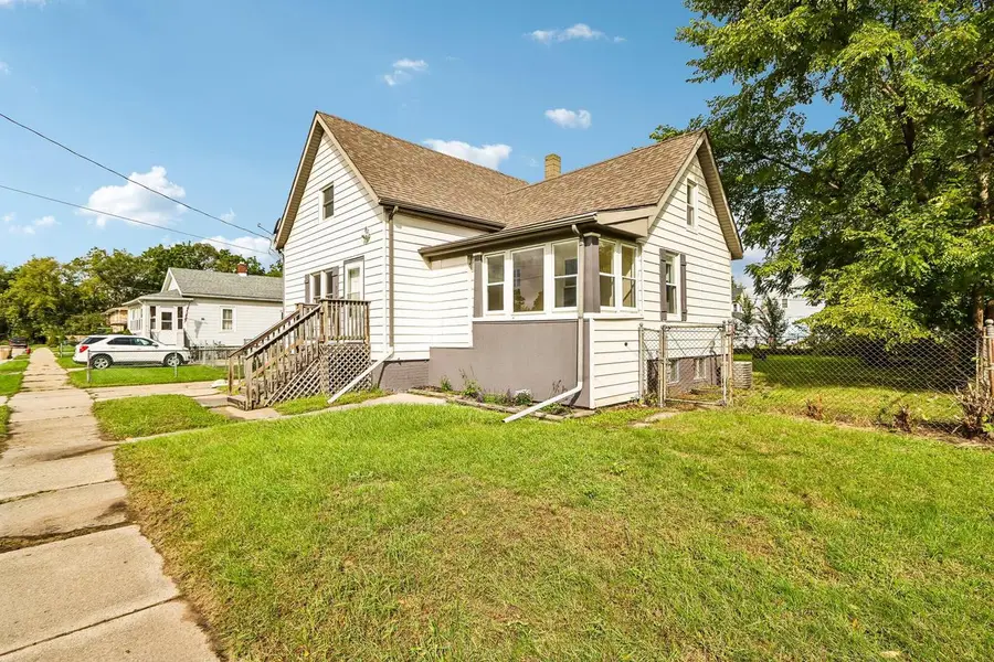 924 44th STREET, Kenosha, WI 53140 - #3
