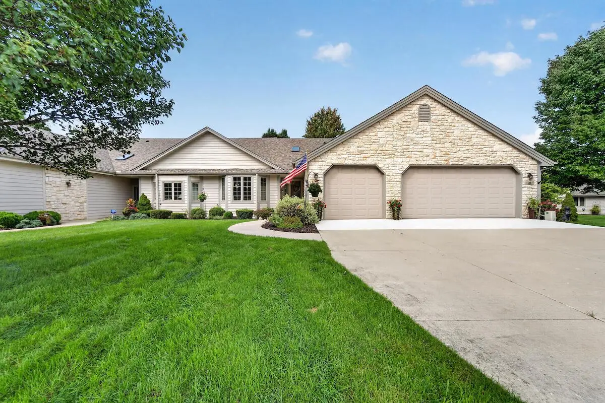 520 Green Valley DRIVE, Mount Pleasant, WI 53406 - #1