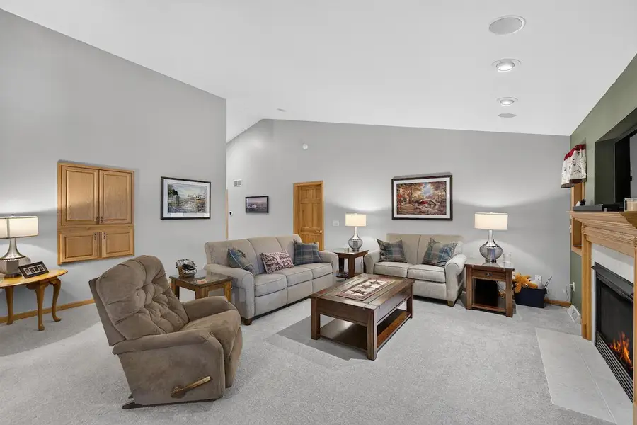 520 Green Valley DRIVE, Mount Pleasant, WI 53406 - #3