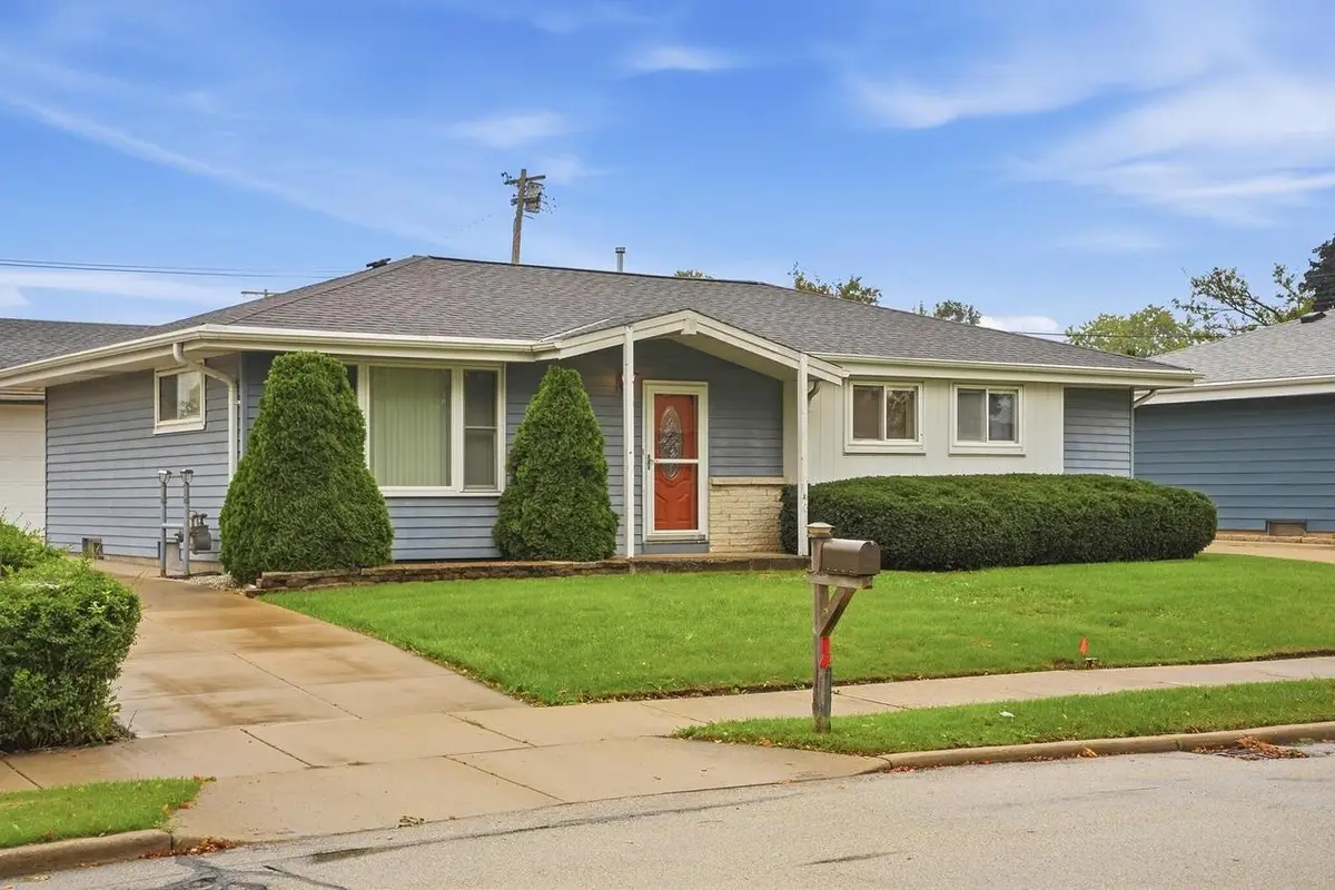 6665 S 20th STREET, Oak Creek, WI 53154 - #1