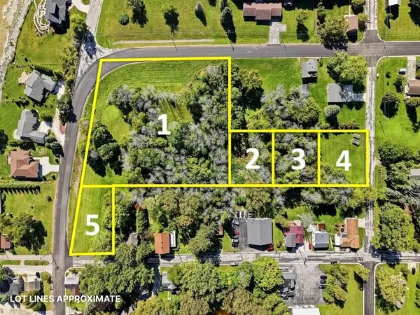1020 LAKESHORE DRIVE, Cleveland, WI 53015