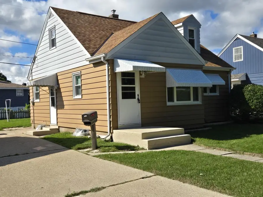 3777 S 24th STREET, Milwaukee, WI 53221 - #2