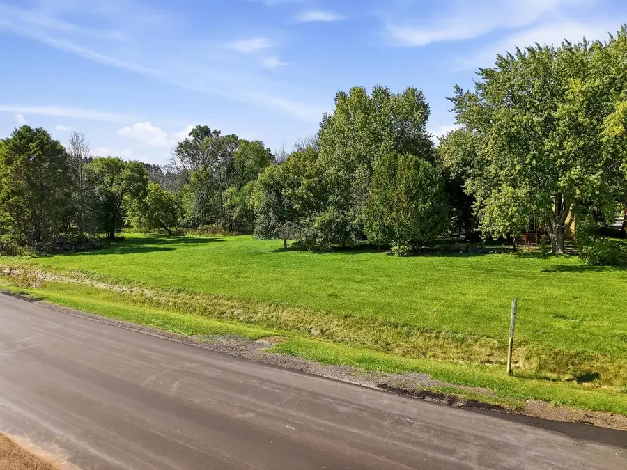 205 LINCOLN AVENUE, Cleveland, WI 53015 - #3