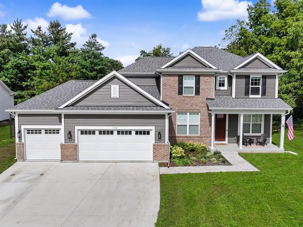 706 Arbor Ridge DRIVE, Delavan, WI 53115 - #1