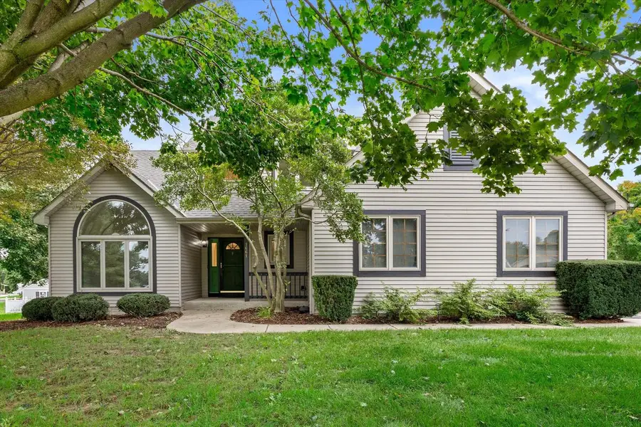 1661 Wood Ridge LANE, Burlington, WI 53105 - #2