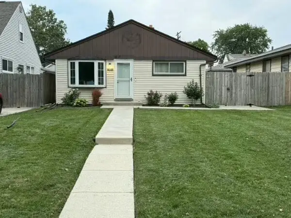 4666 S 50th STREET, Greenfield, WI 53220 - #2