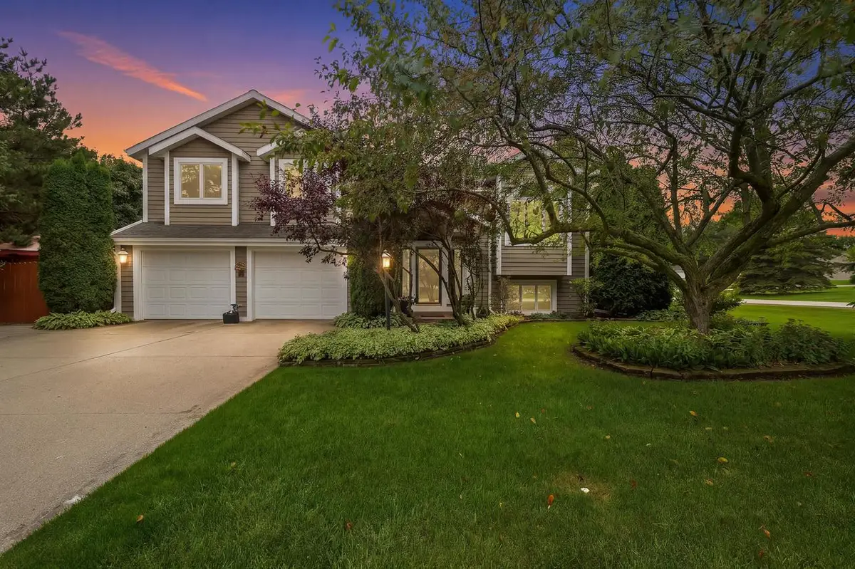5337 Bluebell COURT, Sheboygan, WI 53083 - #1
