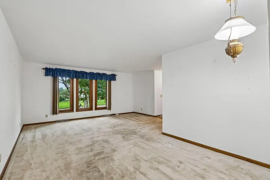 685 Oak DRIVE, Jefferson, WI 53549 - #3