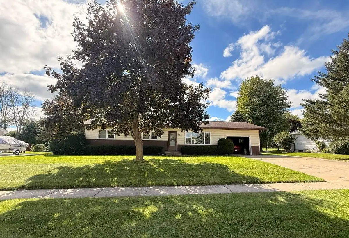 613 Buwalda DRIVE, Waupun, WI 53963 - #1