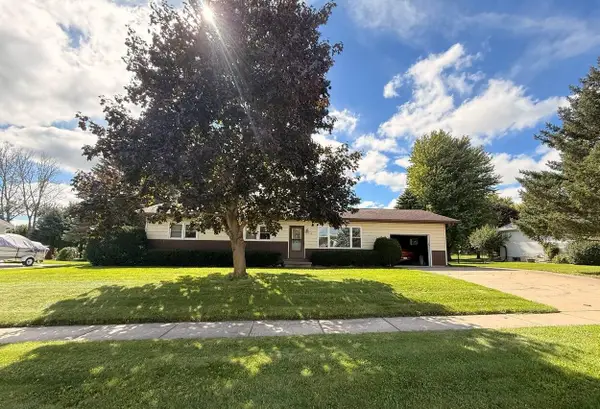 613 Buwalda DRIVE, Waupun, WI 53963