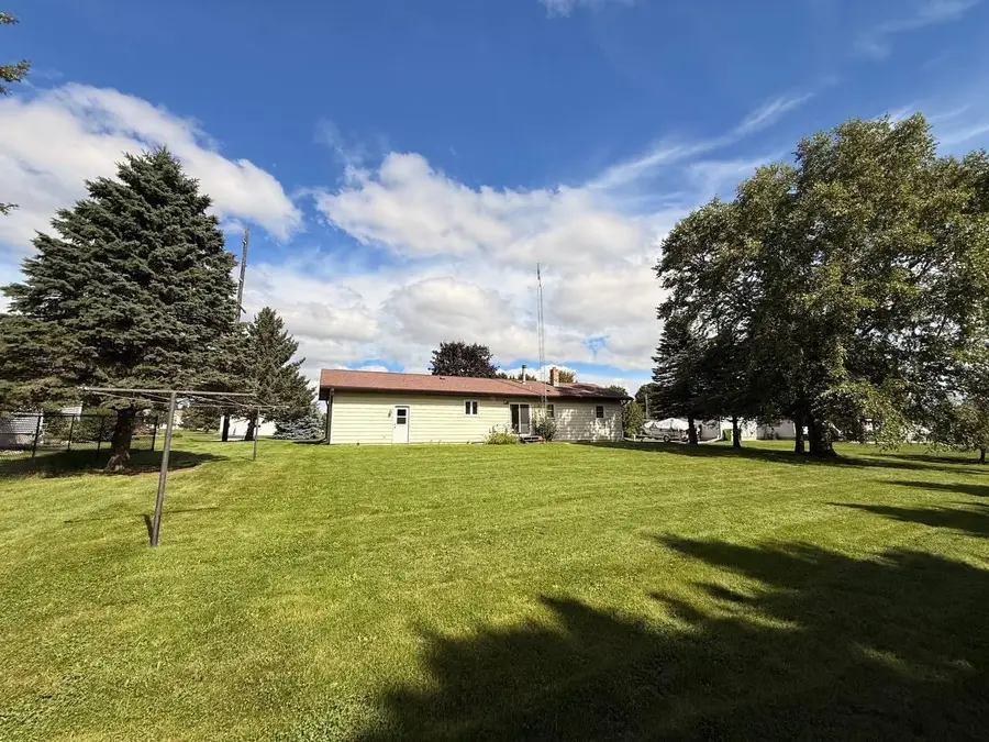 613 Buwalda DRIVE, Waupun, WI 53963 - #2
