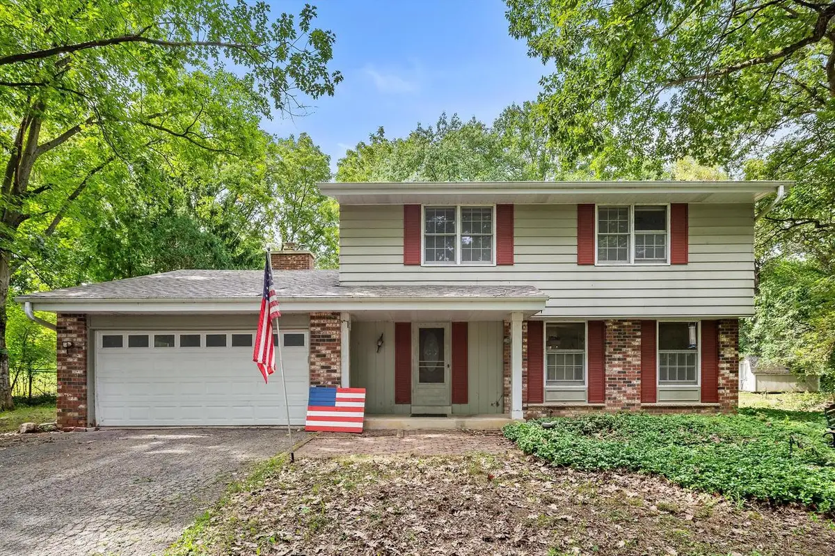 N10W27463 Rolling Ridge COURT, Waukesha, WI 53188 - #1