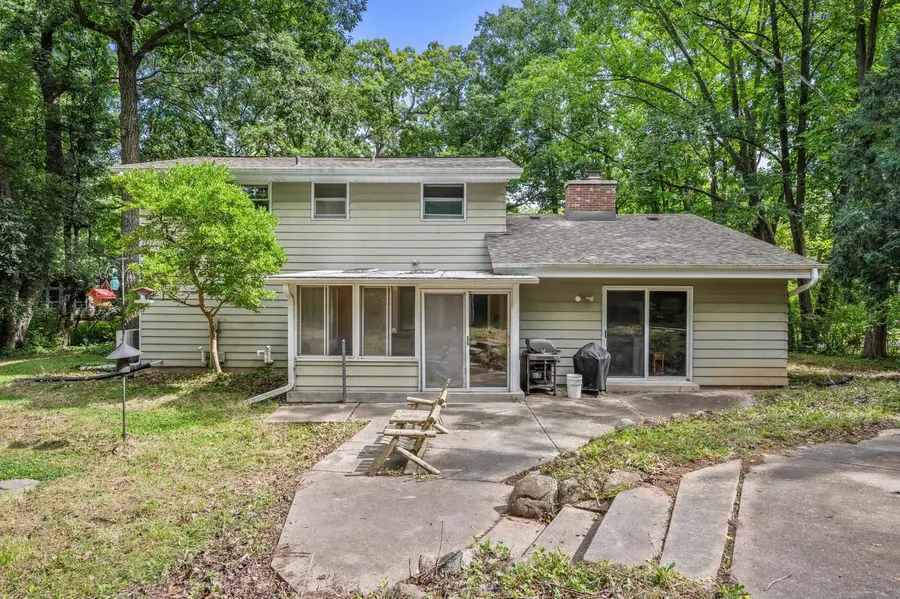 N10W27463 Rolling Ridge COURT, Waukesha, WI 53188 - #2