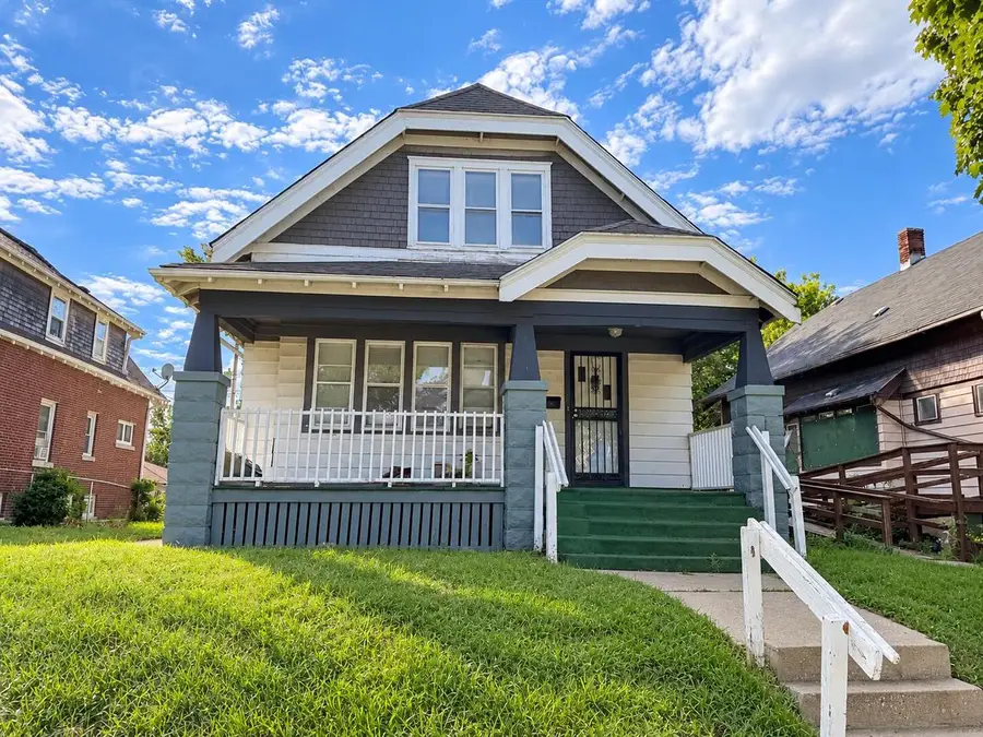 3611 N 12th STREET, Milwaukee, WI 53206 - #2