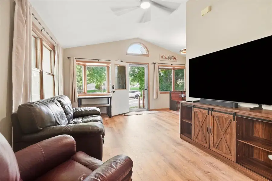 3940 E Underwood AVENUE, Cudahy, WI 53110 - #3