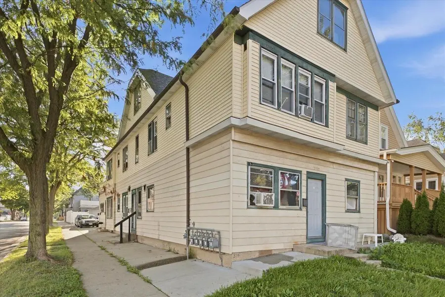 2100 S 33rd STREET, Milwaukee, WI 53215 - #3