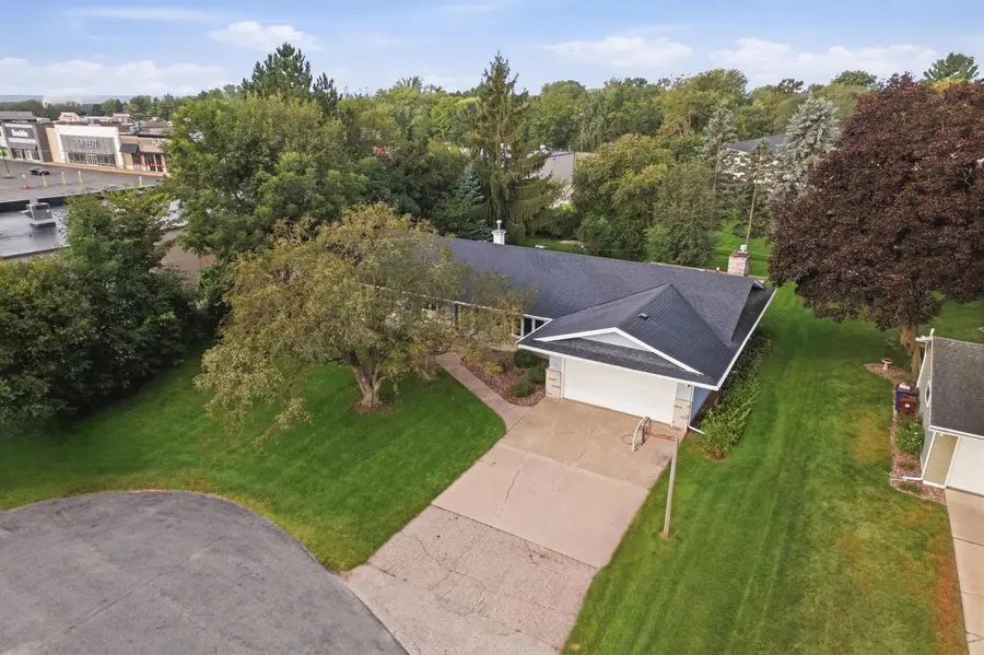 710 Krueger COURT, Onalaska, WI 54650 - #2