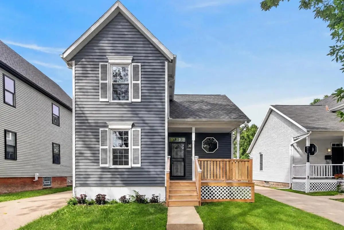 2341 N Dr William Finlayson STREET, Milwaukee, WI 53212 - #1