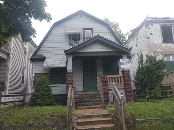 2904 N 28th STREET, Milwaukee, WI 53210