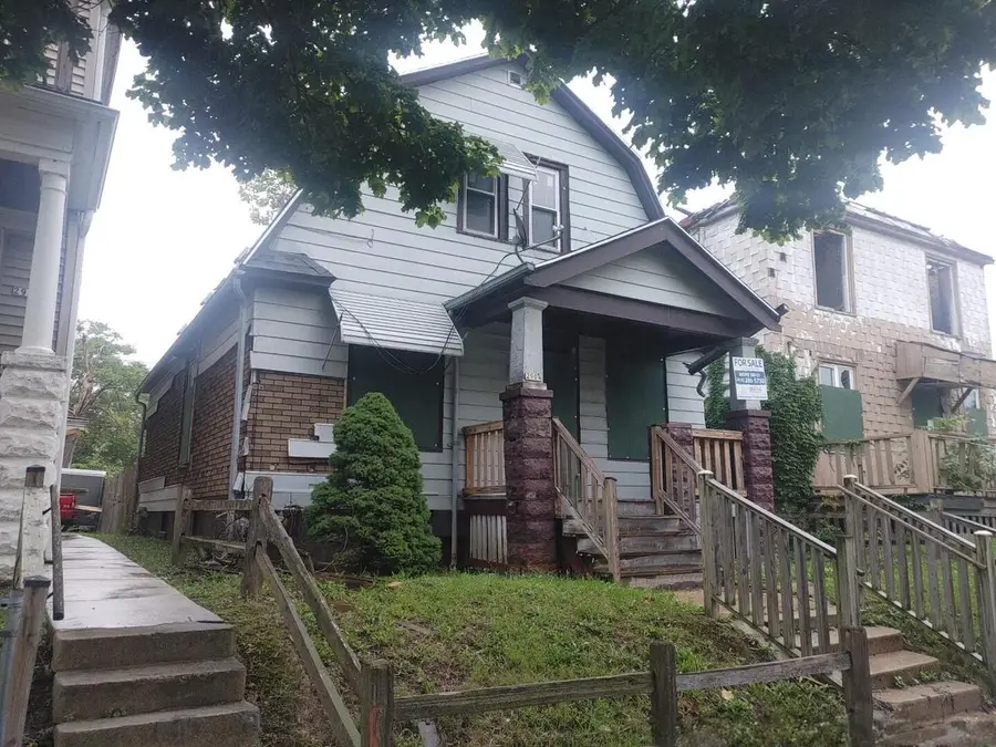 2904 N 28th STREET, Milwaukee, WI 53210 - #2