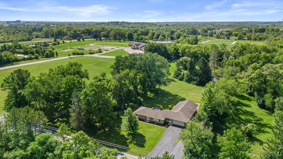 N84W19255 Menomonee AVENUE, Menomonee Falls, WI 53051 - #3