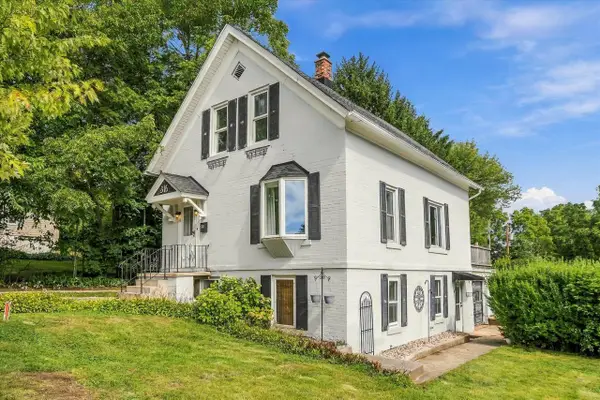 316 S Garfield AVENUE, Port Washington, WI 53074