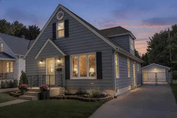 2924 N 75th STREET, Milwaukee, WI 53210