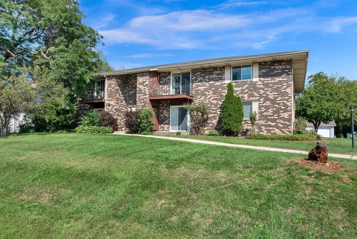 4909 Scotts WAY #202, Racine, WI 53402 - #1