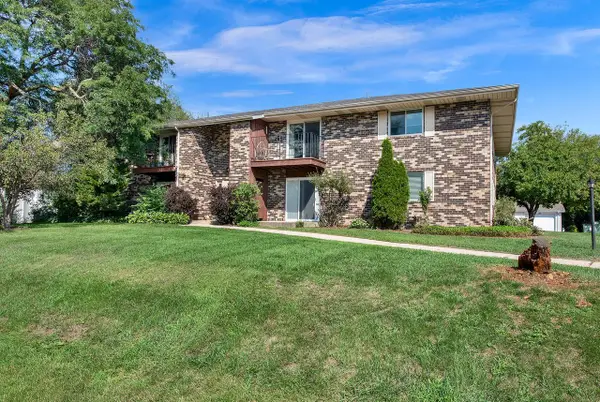 4909 Scotts WAY #202, Racine, WI 53402