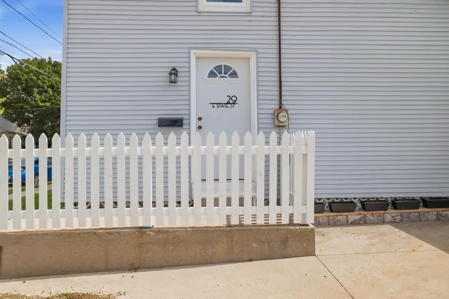 29 E State STREET, Hartford, WI 53027 - #2