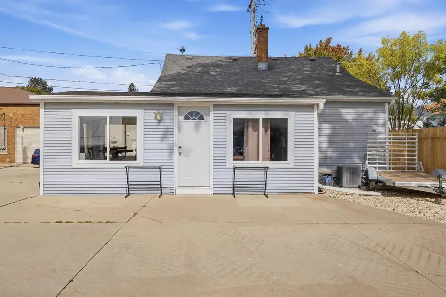 29 E State STREET, Hartford, WI 53027 - #3