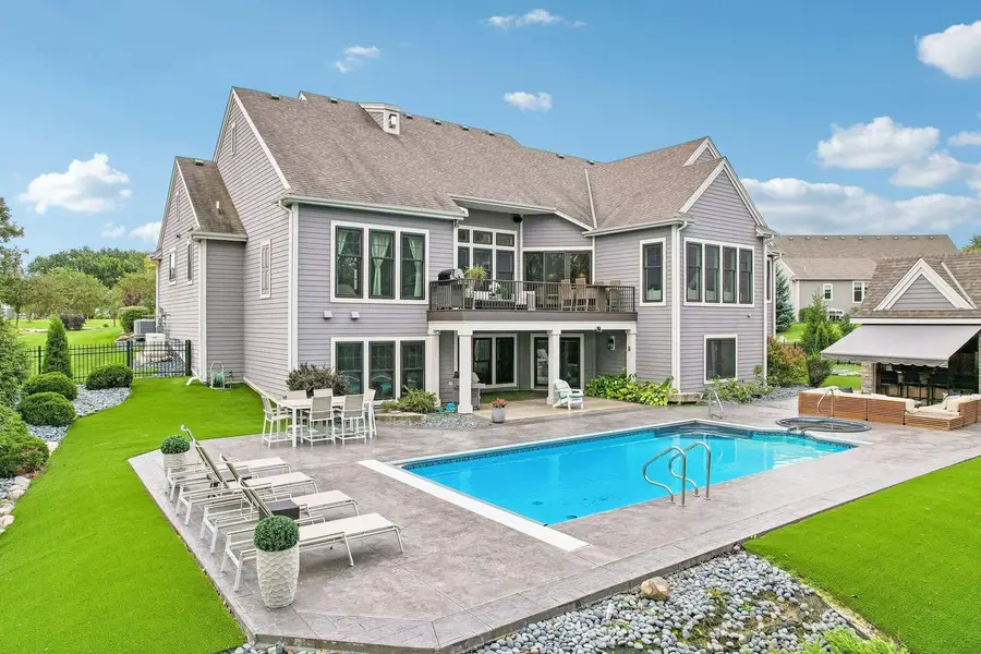 W248N2175 Kettle Cove COURT, Pewaukee, WI 53072 - #2