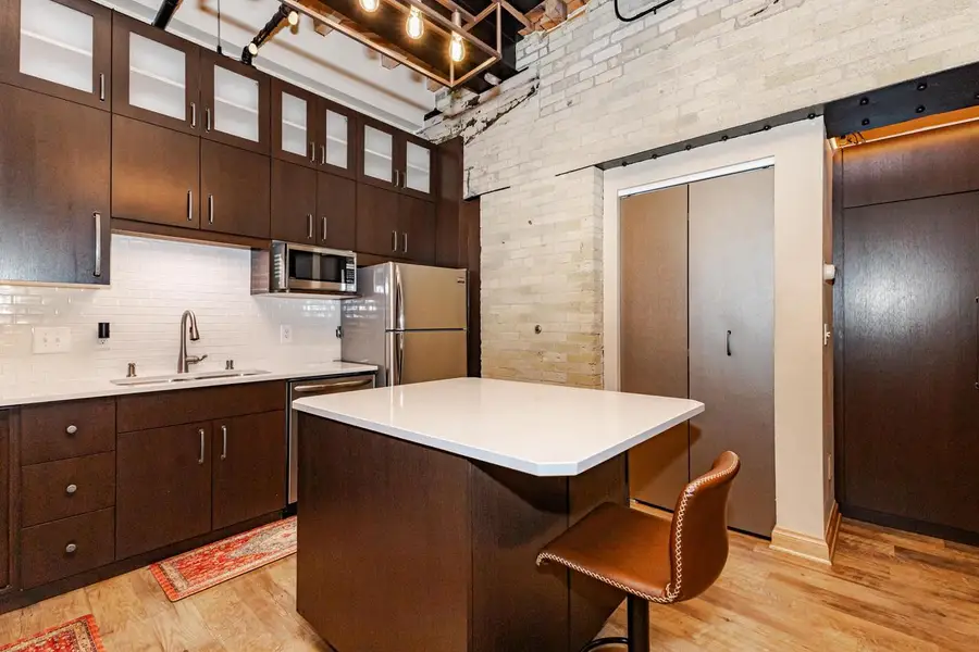 904 E Pearson STREET #103, Milwaukee, WI 53202 - #2