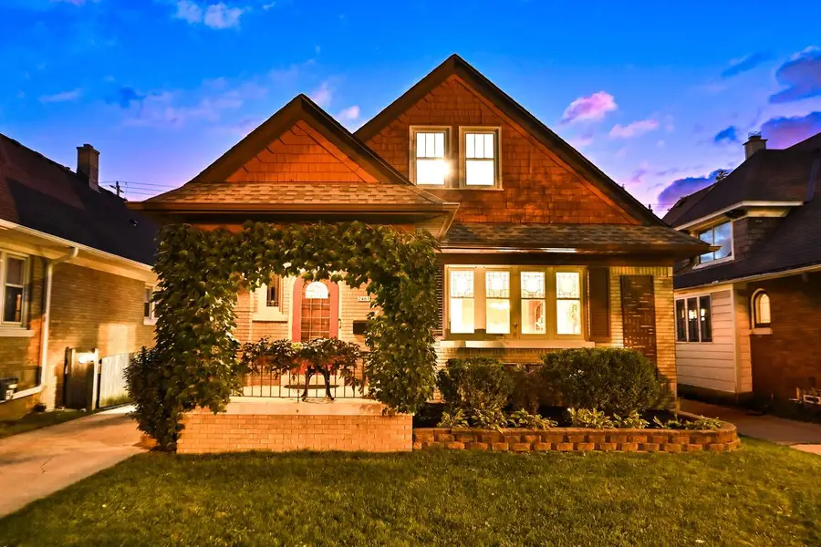 2461 N 60th STREET, Wauwatosa, WI 53210 - #3