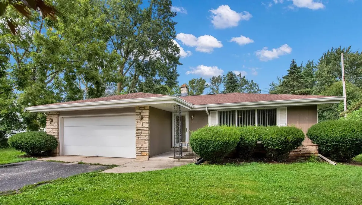 4722 St Regis DRIVE, Mount Pleasant, WI 53403 - #1