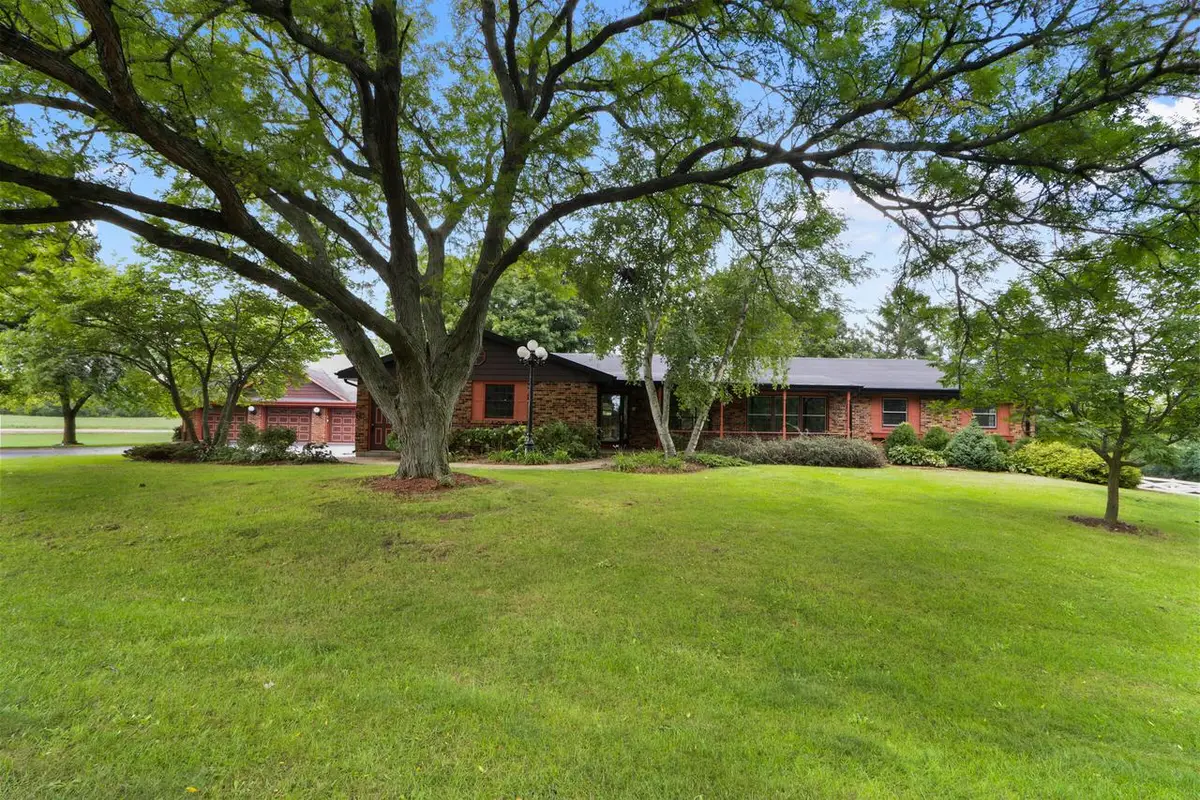 W7560 Pleasant STREET, Delavan, WI 53115 - #1