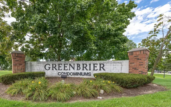10625 N Ivy COURT, Mequon, WI 53092