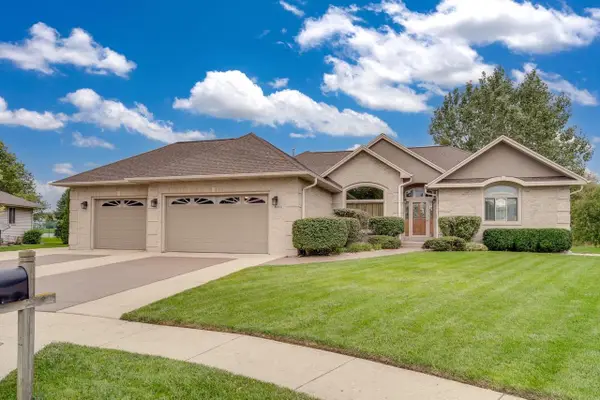 8223 68th AVENUE, Kenosha, WI 53142