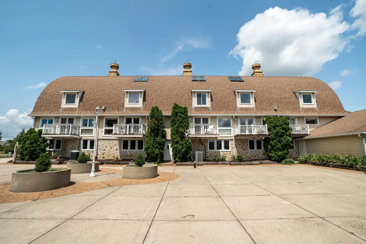 28641 N Lake DRIVE #3C, Waterford, WI 53185 - #1