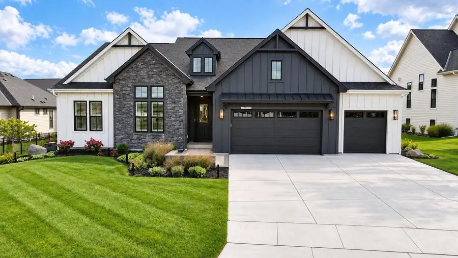 N57W20799 Dunbar COURT, Menomonee Falls, WI 53051 - #2