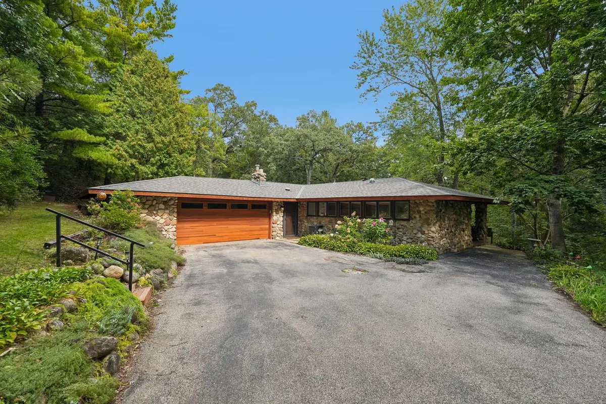436 Thomas ROAD, Wales, WI 53183 - #1