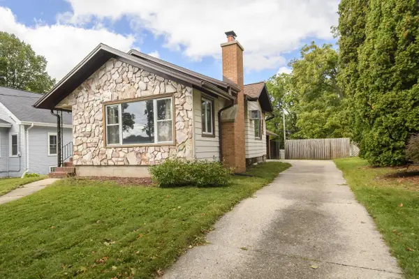414 Prospect AVENUE, Waukesha, WI 53188
