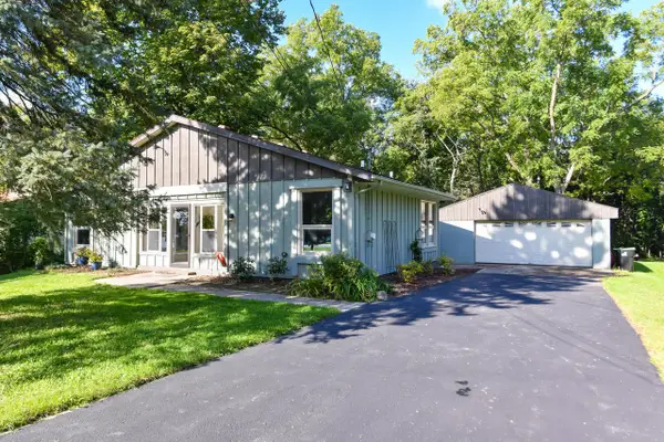 6508 N Tichigan ROAD, Waterford, WI 53185