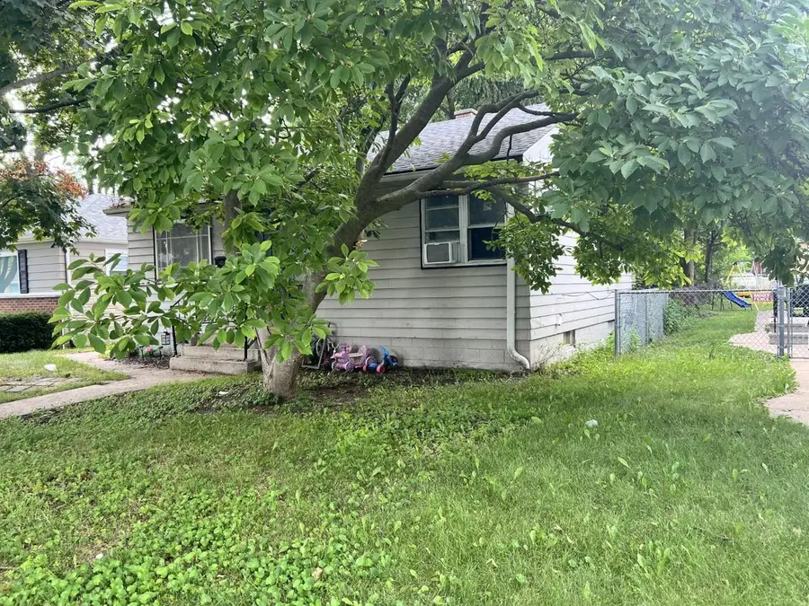 5171 N 69th STREET, Milwaukee, WI 53218 - #3