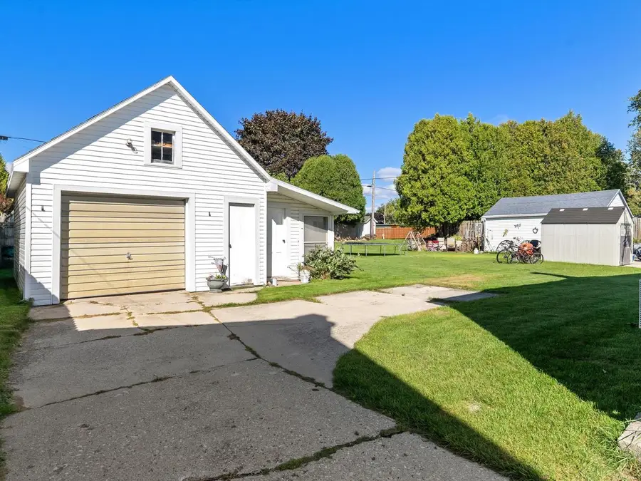 1814 S 9th STREET, Manitowoc, WI 54220 - #3