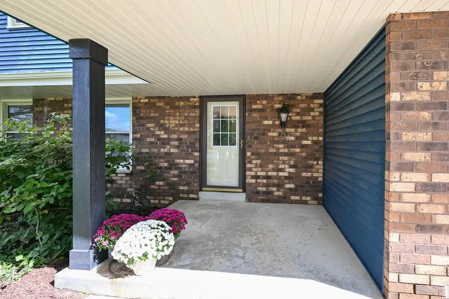 706 Wexford WAY, Hartland, WI 53029 - #2
